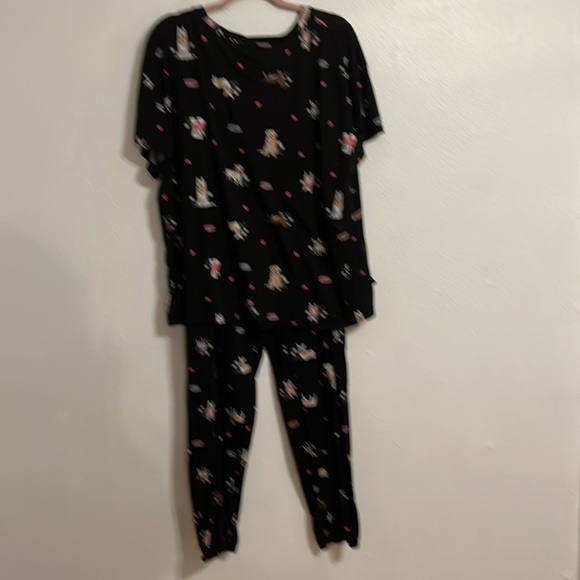 VTG Joyspun Size 2X Short Sleeve Black With All over Dogs Print PJ  Set - Picture 7 of 11